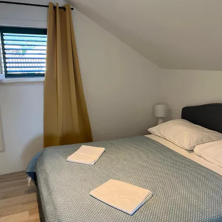斯特拉公寓酒店 公寓 Kaštela