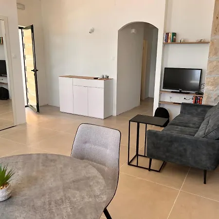 斯特拉公寓酒店 公寓 Kaštela